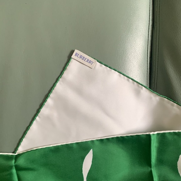 Burberry Equestrian Knight Colorblock Silk Square Scarf - Picture 6 of 6